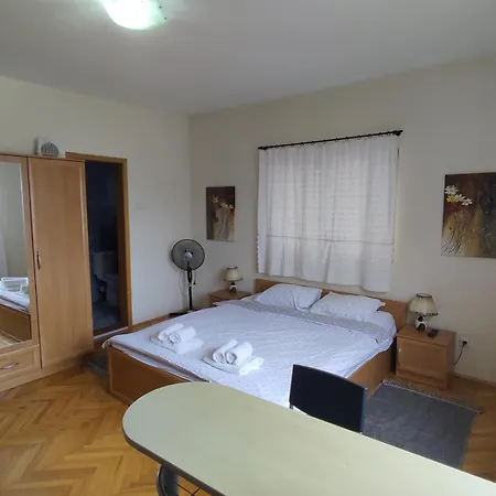 Bon Bons Guest house *
